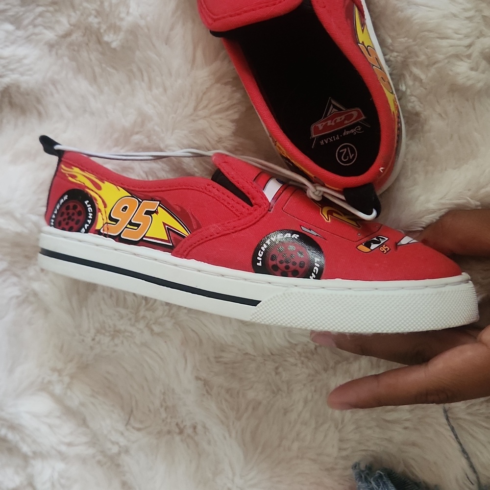 Disney Lightning McQueen Red Kids Sneakers - Picture 4 of 5